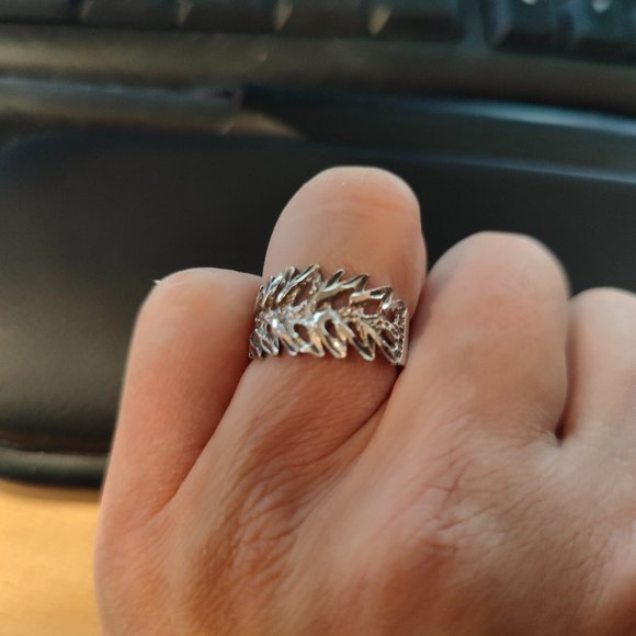 Sterling Silver 925 Leaf Ring Size 6 - Picture 2 of 3